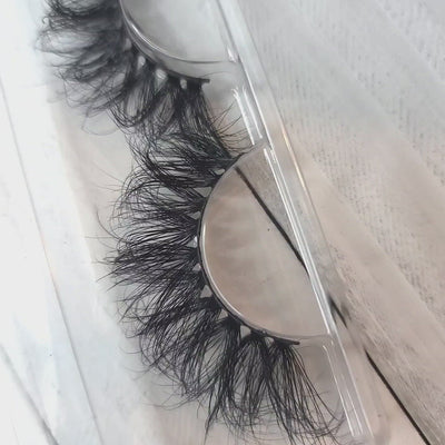 HEAVENLY Lux Eyelashes